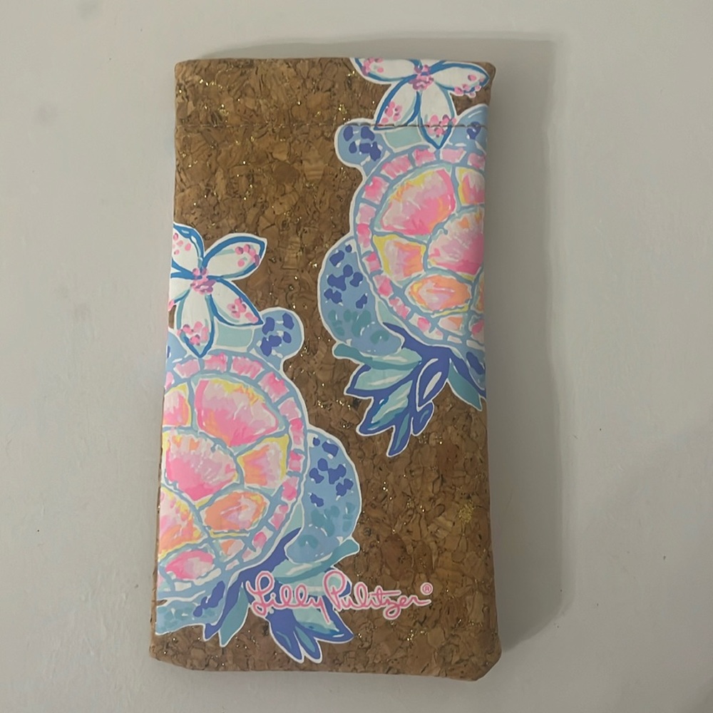 Lilly Pulitzer turtle sunglasses case